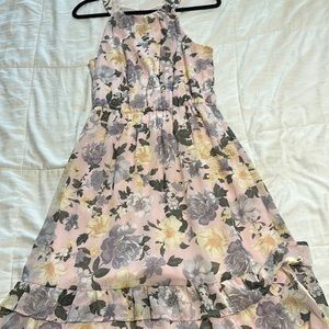 Women’s dress